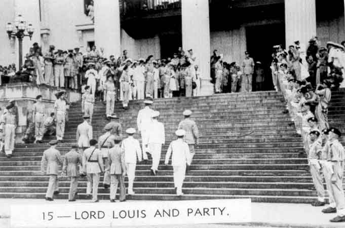 015 - Lord Louis and party
Lord Louis Mountbatten and Chiefs of Staff entering the Singapore Municipal Buildings for the Japanese surrender ceremony. 
