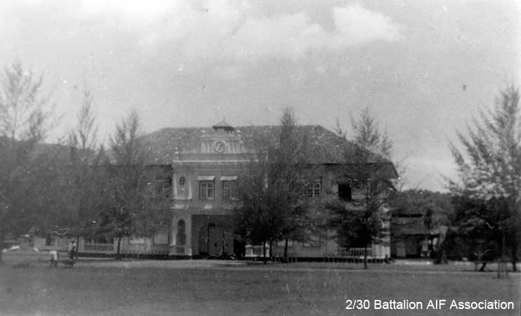 Batu Pahat School
High School at Batu Pahat where the troops used to have dances. The dances were run by two local Eurasian ladies. In front of the building is the school padang.

As at 2006, the school was still in operation and known as Sekolah Menengah Kebangsaan Tinggi Batu Pahat.
