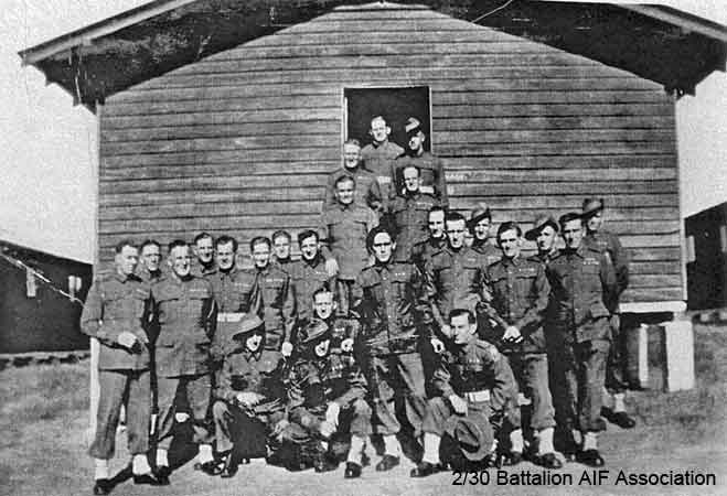 Signals Platoon, Bathurst
Left to right:

Front row (kneeling):
1)
2)
3)
4)

Second row (front and rear):
1)
2)
3)
4)
5)
6)
7)
8)
9)
10)
11)
12)
13)
14)
15)
16)

Third row (on steps):
1)
2)

Back row (on steps):
1)
2)
3)


Keywords: 070430 Makan349