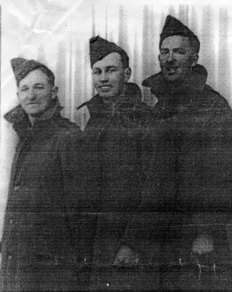Three Musketeers from Narrandera
Les Perry, Athol Charlesworth and Keith Mulholland before they sailed for Singapore in July 1940.

Left to right:

1) NX36521 - PERRY, Leslie George (Les), Pte. - D Company, 16 Platoon
2) NX36524 - CHARLESWORTH, Athol McNeil, Pte. - D Company, 16 Platoon
3) NX36522 - MULHOLLAND, Thomas Keith, Pte. - D Company, 16 Platoon
Keywords: 090104a
