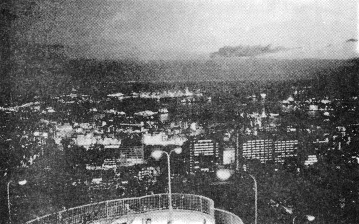 Kobe, Japan
Night time view of Kobe, taken from the Oriental Hotel, in January, 1981.

It shows, centre and middle left, an artificial island now extending from about the site of the war time Mitsui wharfs.
Keywords: 20101027a