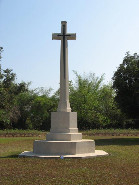 Thanbyuzayat War Cemetery
Cross of Sacrifice
Keywords: 20131030b