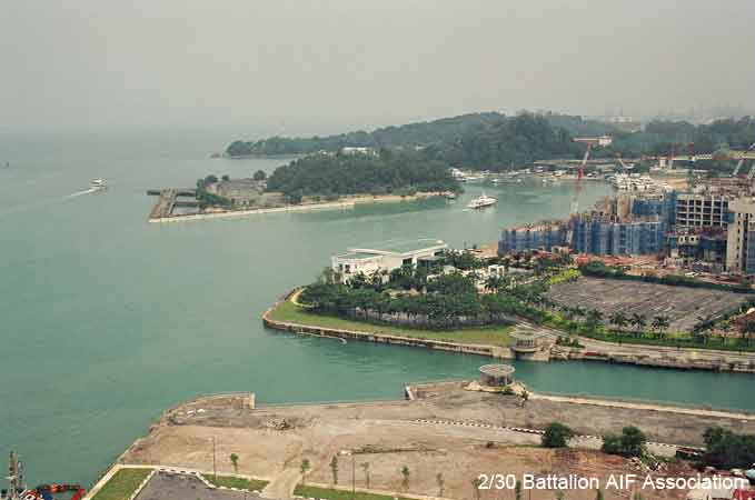 Keppel Harbour, Singapore
Overlooking King's Dock and Keppel Harbour.
Keywords: 061226