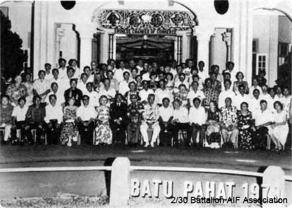 1979 Tour, Day 06
Batu Pahat 16/1/1979 - Photo of Group Tour of 2/30 Bn in January 1979 with their hosts the present members of the Chinese Chamber of Commerce.

Included in the report of the 2/30 Bn Group Tour to Malaysia and Singapore. See details in [url=http://www.230battalion.org.au/Makan/Issues/Makan248.htm#Day06]Makan 248, Day 6, 16/1/1979.[/url]
Keywords: Makan248